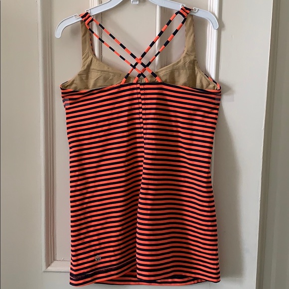 Lululemon tank top - Picture 2 of 4